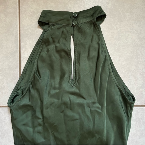 Young, Fabulous & Broke Manhattan dress in a dark forest ombre color - Picture 4 of 9